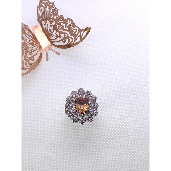 Size 7 Imitation Silver Yellow Morganite Cubic Zirconia CZ Cluster Ring - Picture 8 of 9